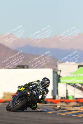 media/Dec-05-2024-Racers Edge (Thu) [[e102e0690b]]/3-B Group/Session 5 (Turn 16)/